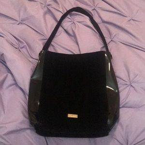 Good Girl Carolina Herrera New York Velvet Bag